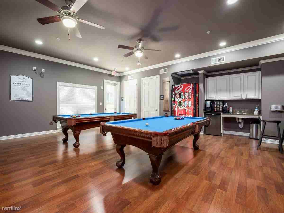 3900 Briargrove Ln - Photo 3 of 14