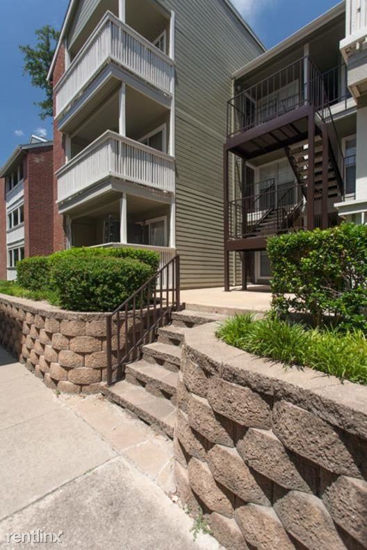 18600 Dallas Pkwy - Photo 2 of 23