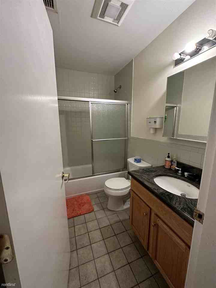 90 Westland Ave - Photo 2 of 3