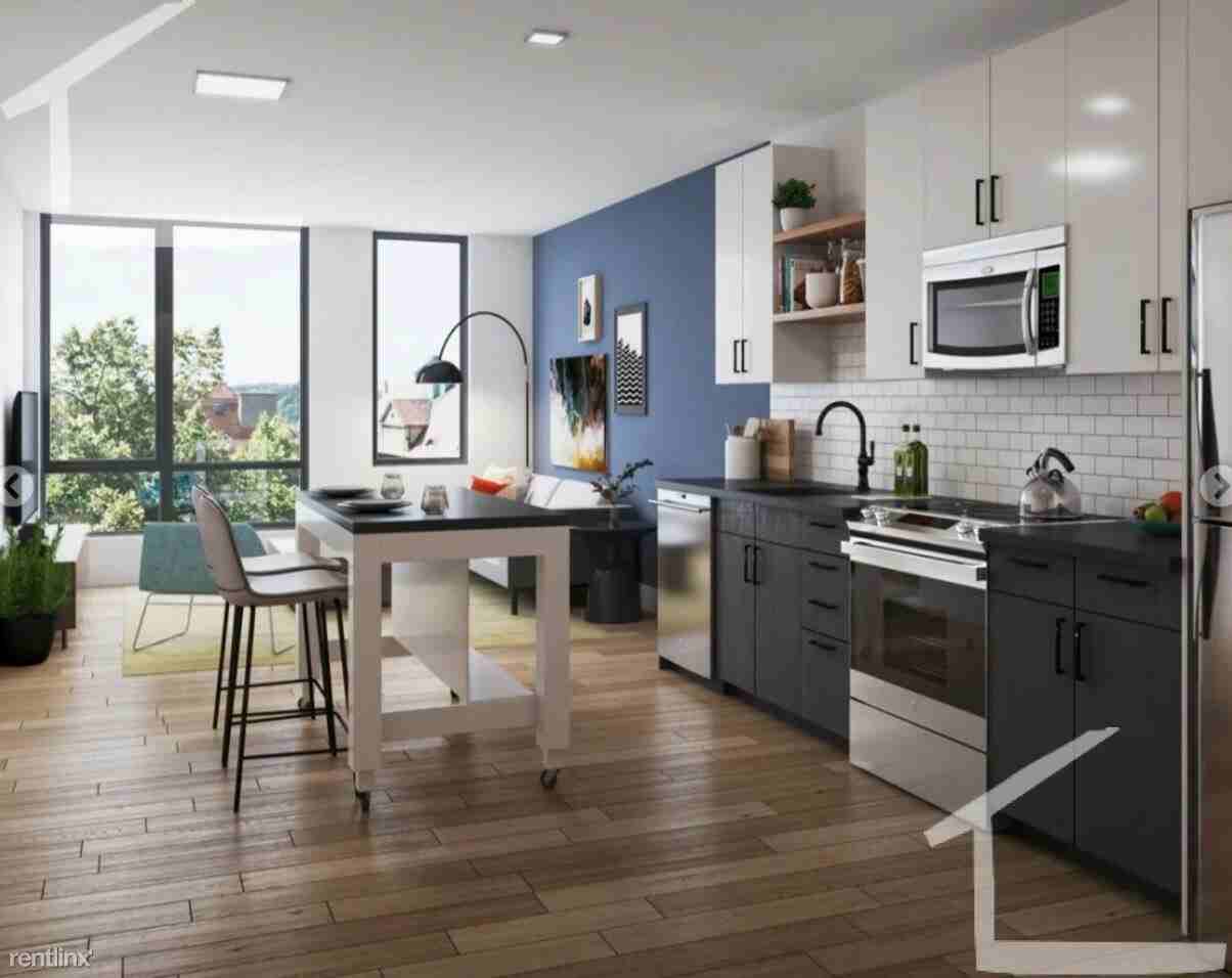 89 Brighton Ave #313