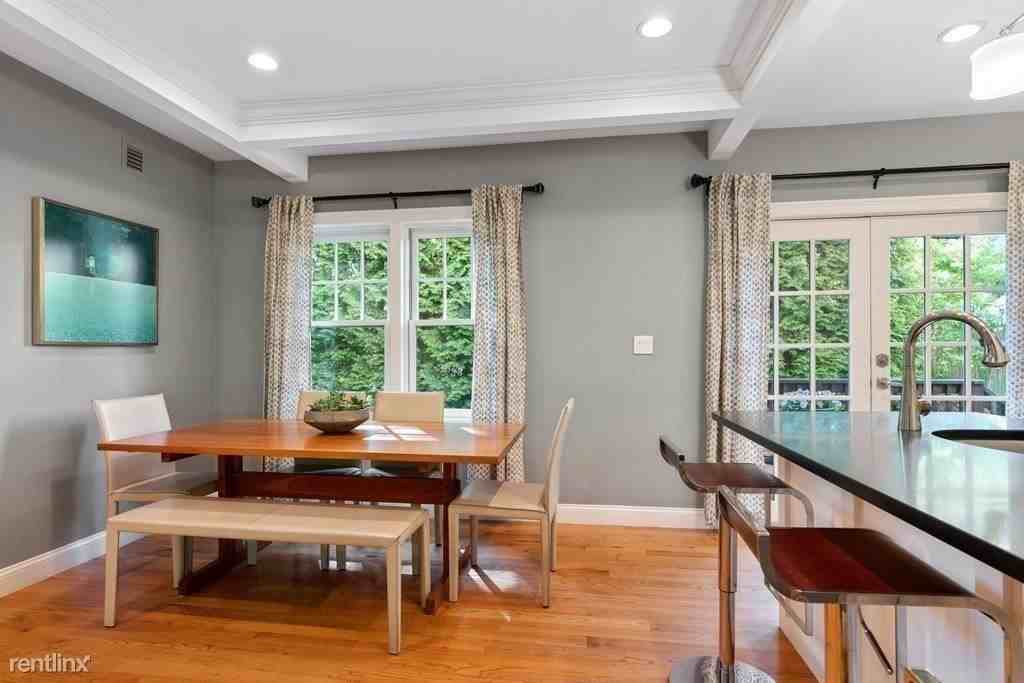 8 Arapahoe Rd - Photo 2 of 27