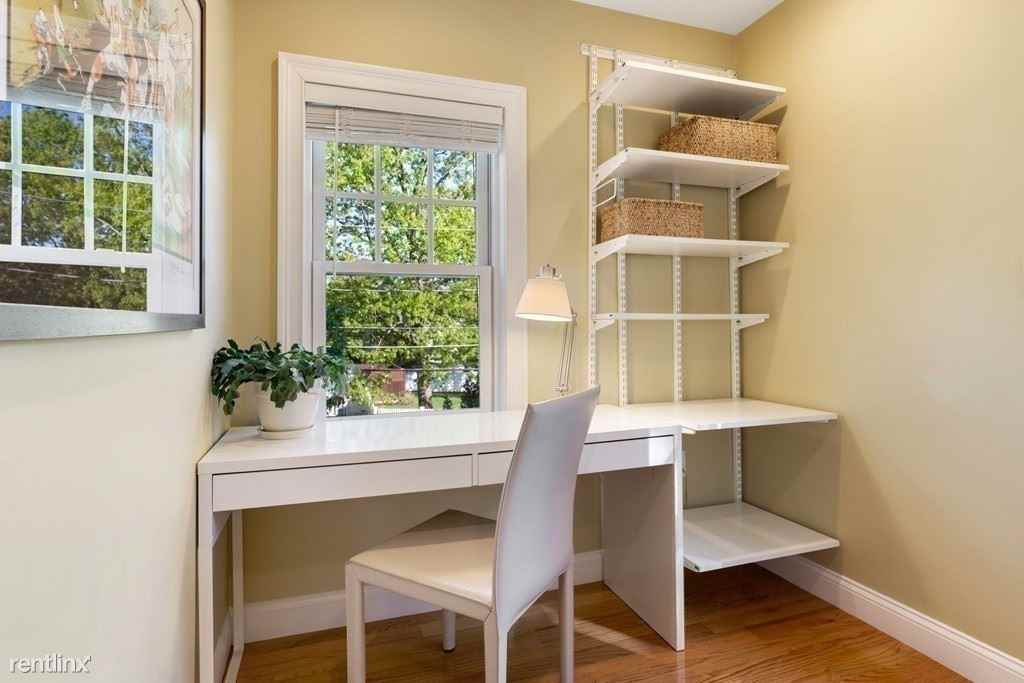 8 Arapahoe Rd - Photo 3 of 27