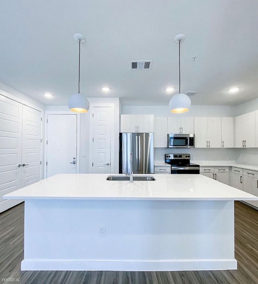 131 Sundance Pkwy - Photo 3 of 10