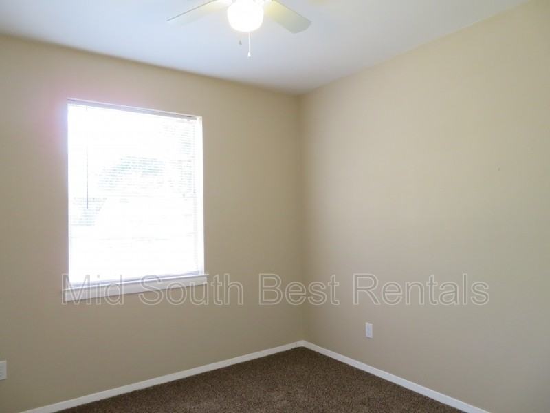 2232 Stephanie Ave - Photo 6 of 7