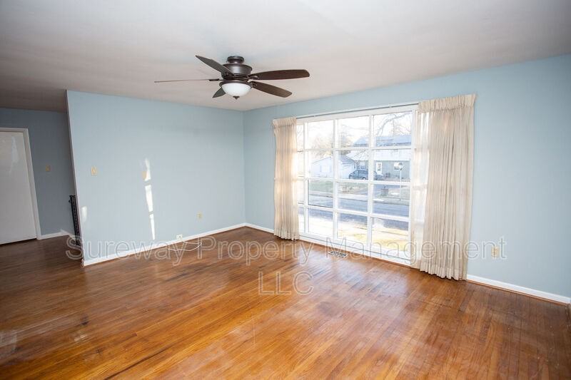 14 Blatherwick Dr - Photo 3 of 49