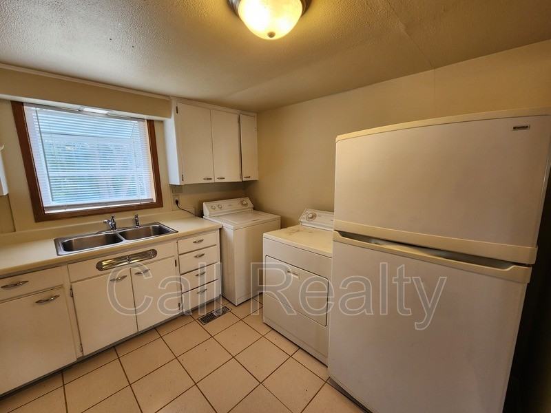 1021 N Herald Rd - Photo 7 of 16