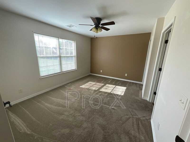 408 Carson Way #A - Photo 7 of 18