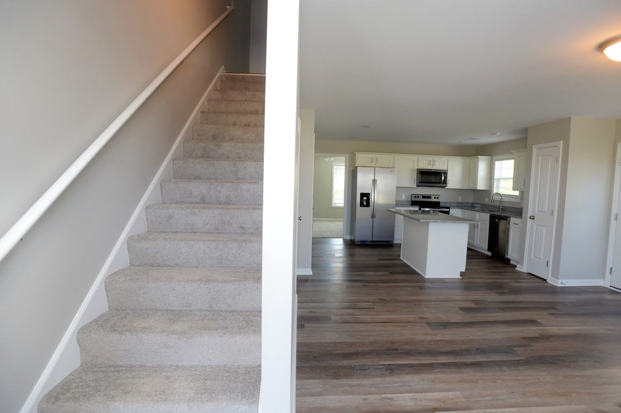 2044 Dolly Dr #2044 - Photo 4 of 17