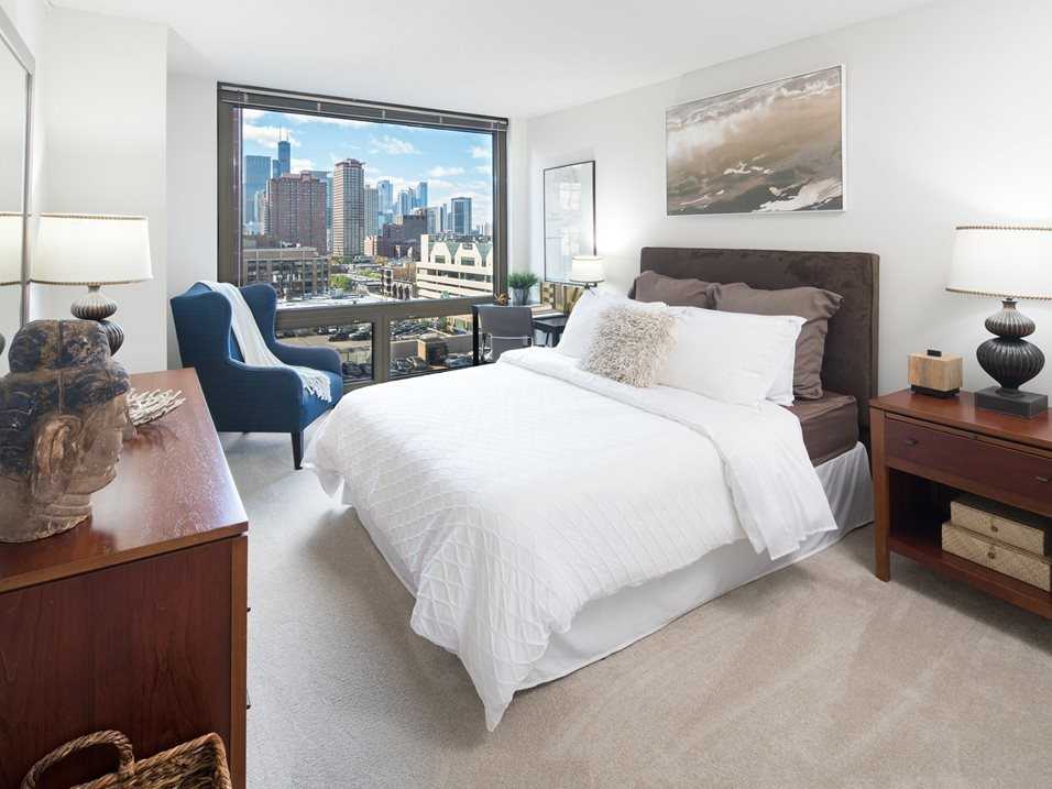 North Dearborn & Division #1-0905 - Photo 2 of 12