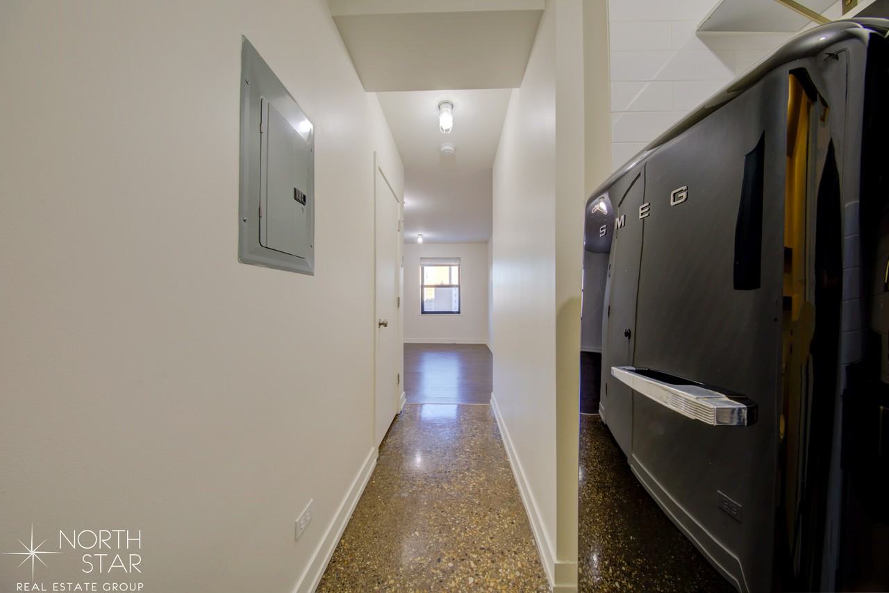 West Lawrence Ave. & Kenmore #519 - Photo 5 of 41