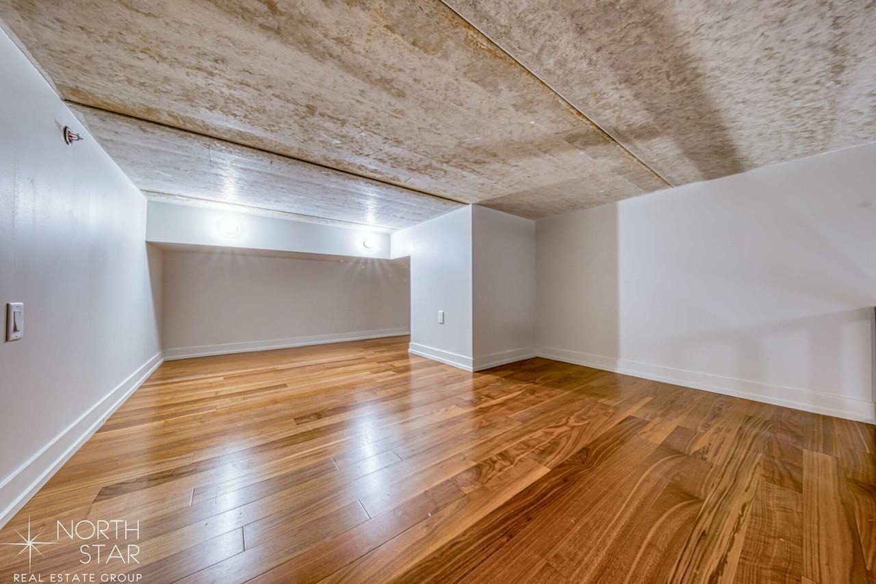 North Lasalle St. & Huron #504 - Photo 2 of 46