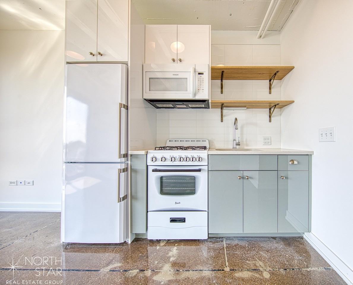 N Broadway #603 - Photo 7 of 50