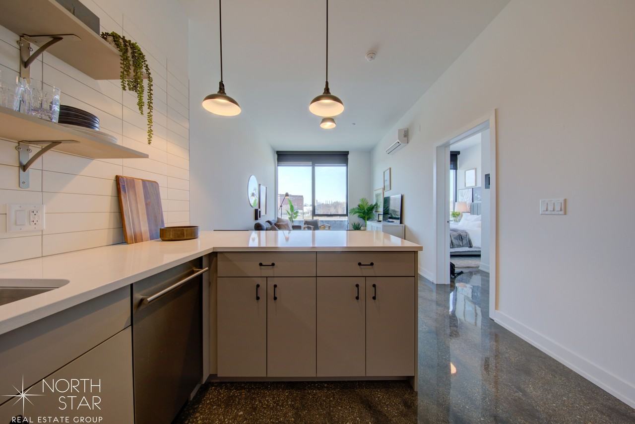 South Blue Island Ave. & 15th #601 - Photo 2 of 50