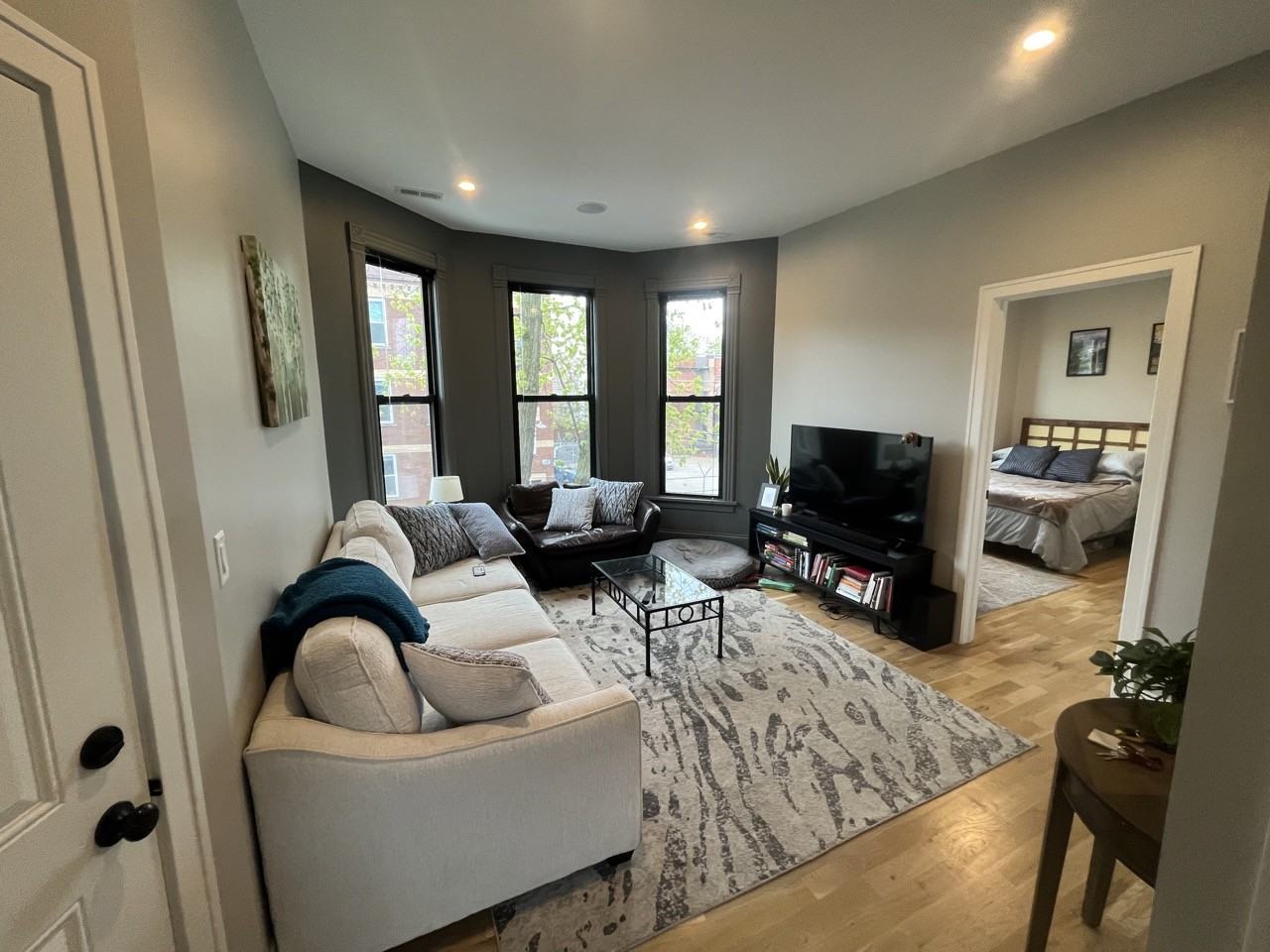 3448 N Seminary Ave #3 - Photo 3 of 20