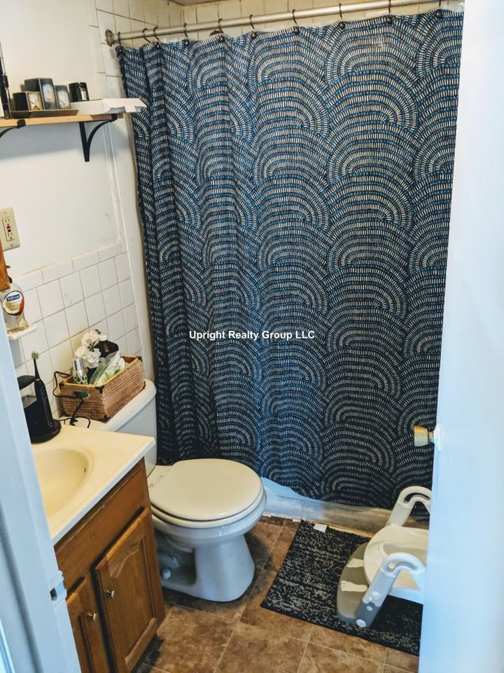 Washington St #8 - Photo 6 of 6