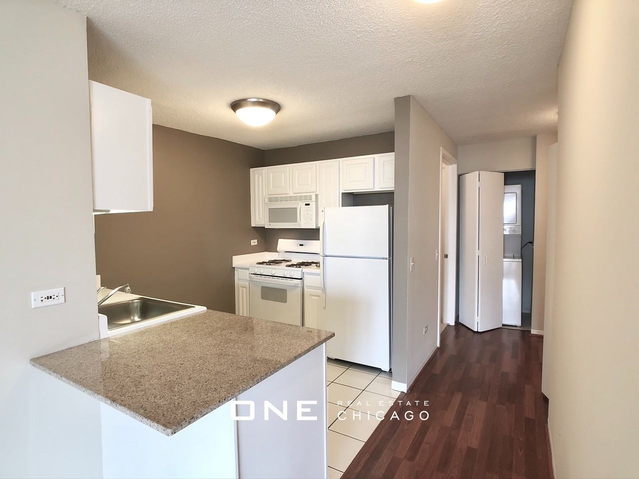 N State St #1 - Photo 5 of 22