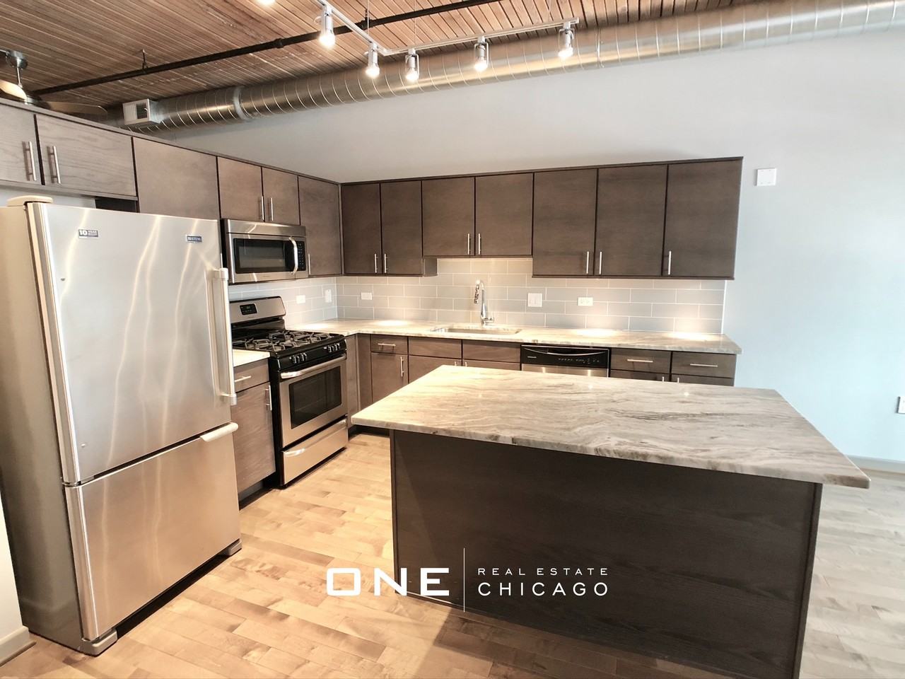 E Illinois St #1 - Photo 2 of 30