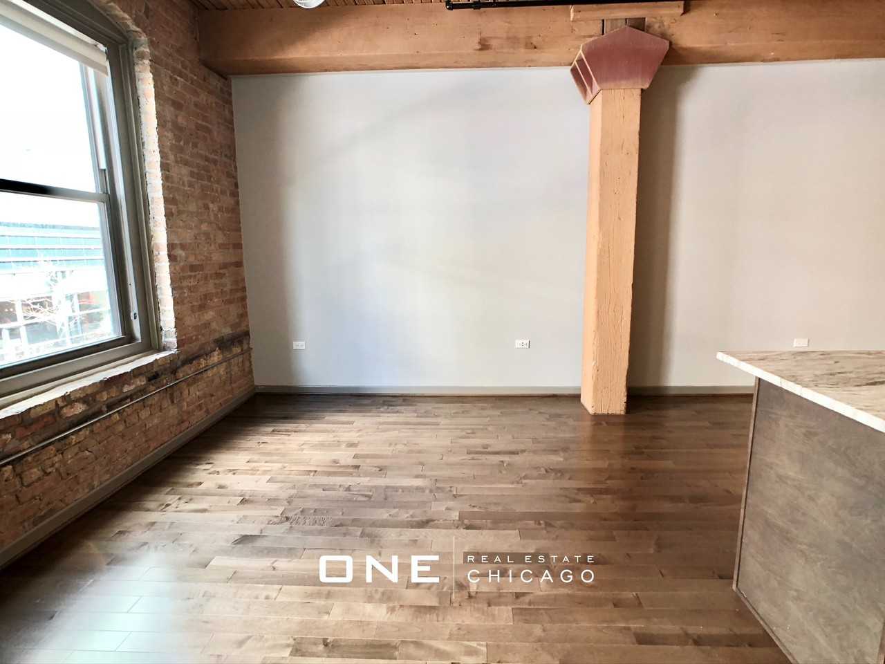 E Illinois St #1 - Photo 6 of 30