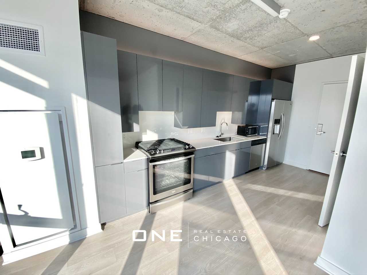 W Illinois St #1 - Photo 3 of 16