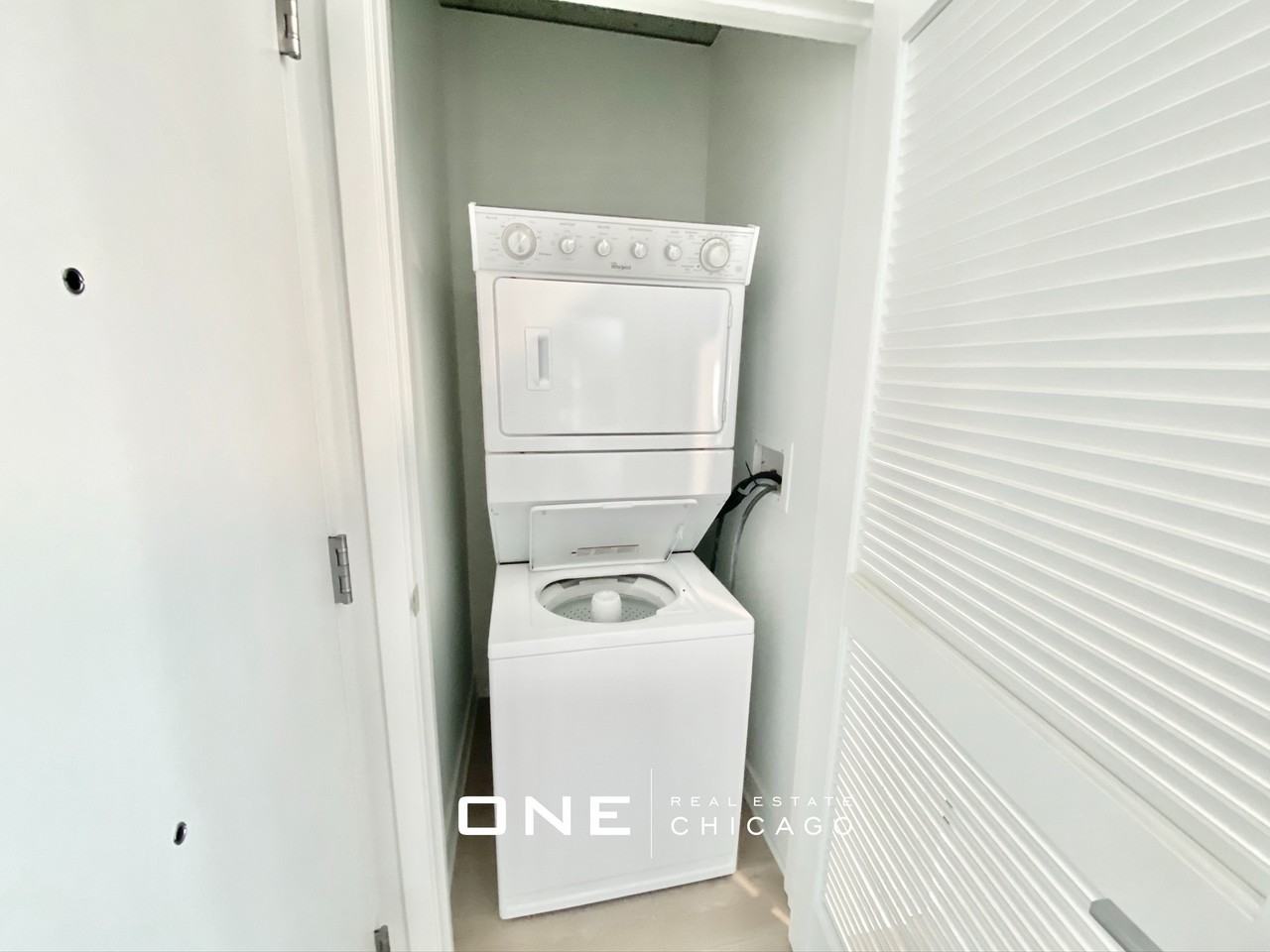 W Illinois St #1 - Photo 6 of 16