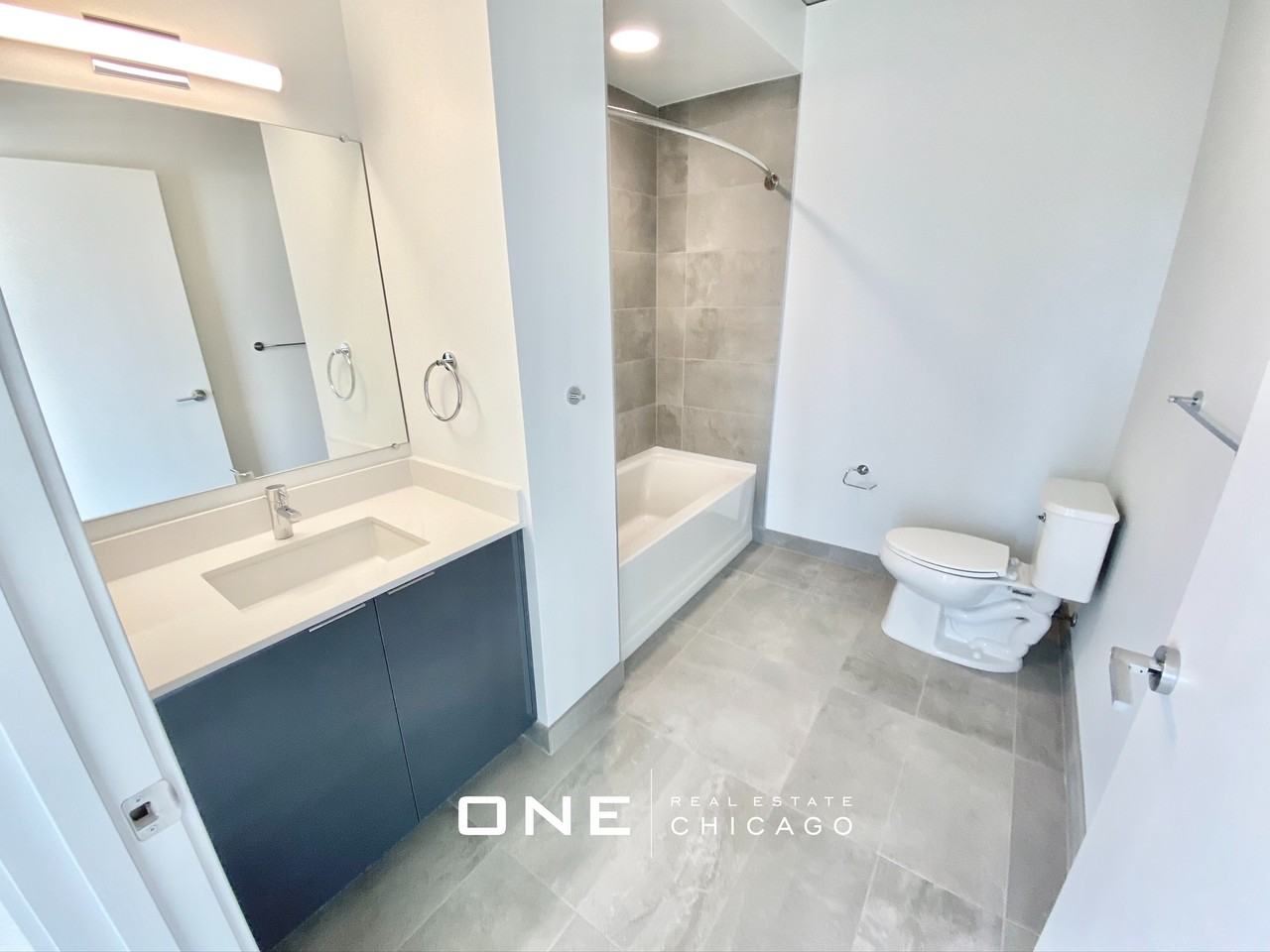 W Illinois St #1 - Photo 7 of 16