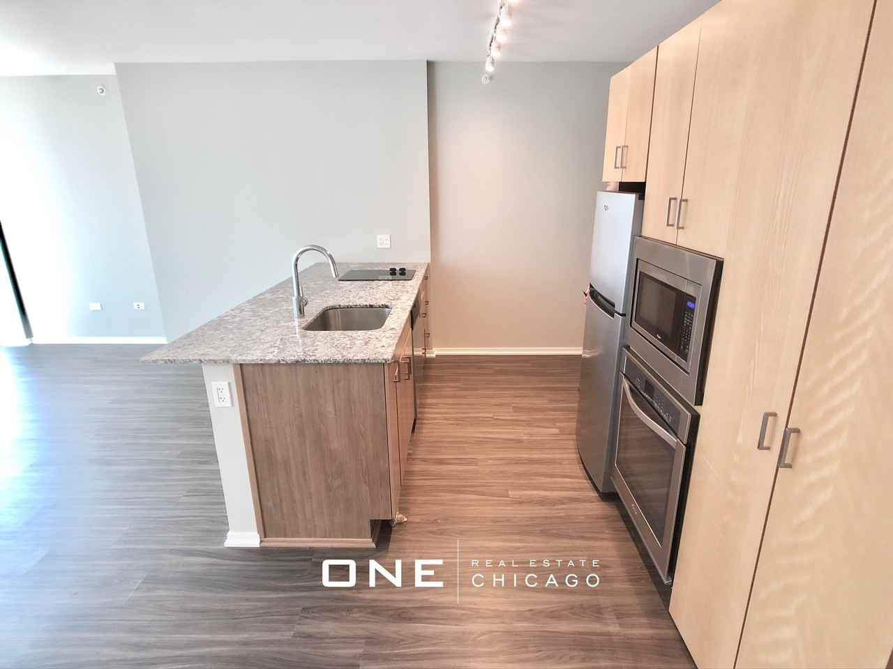 E Illinois St #1 - Photo 3 of 21