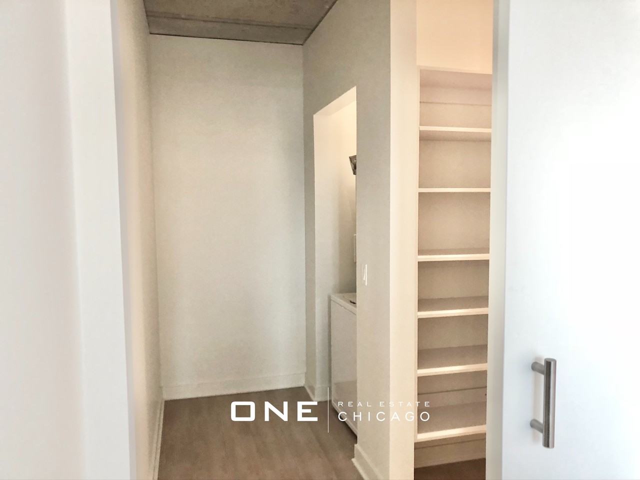 W Illinois St #2 - Photo 4 of 18