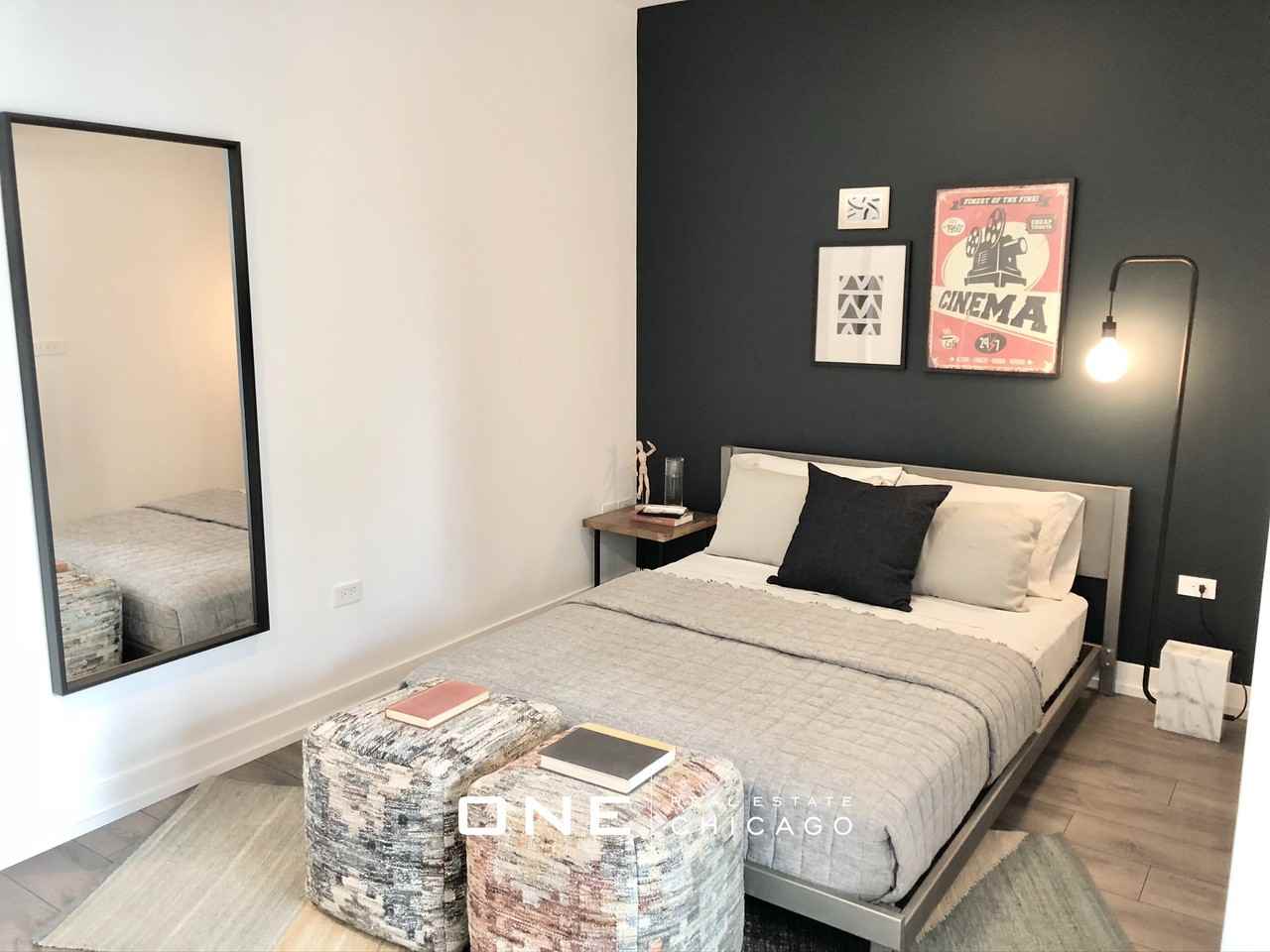 N Wells St - Photo 5 of 9