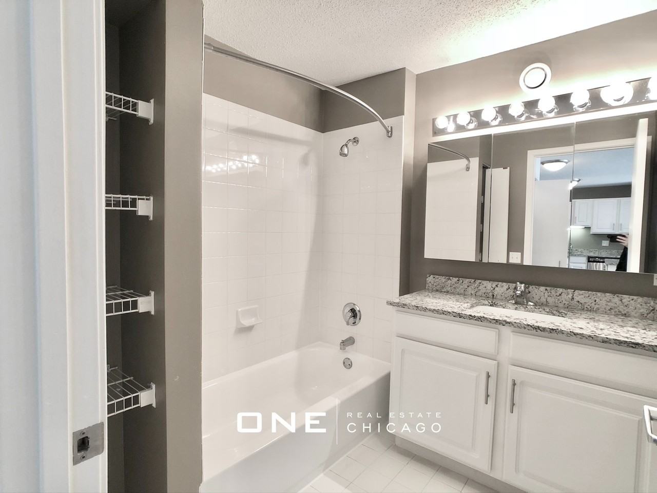 N State & Grand #3 - Photo 7 of 22