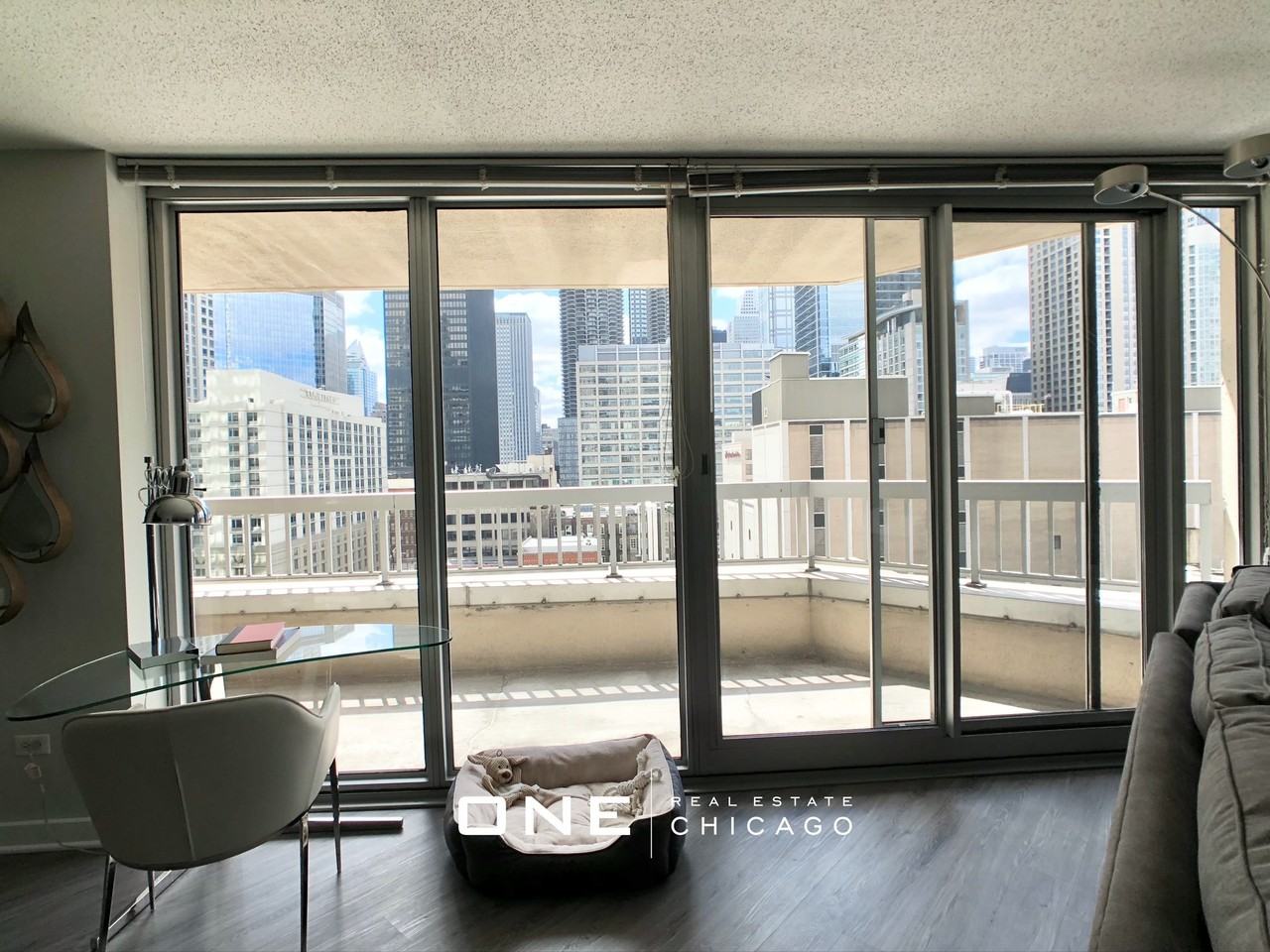 N State St #4 - Photo 6 of 26