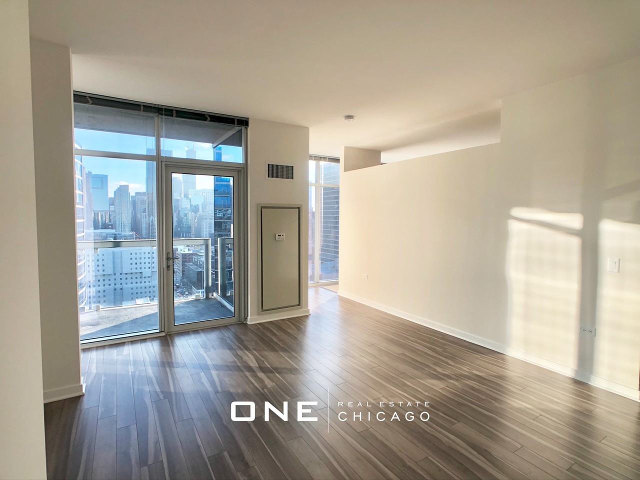 N La Salle Dr #23 - Photo 6 of 15