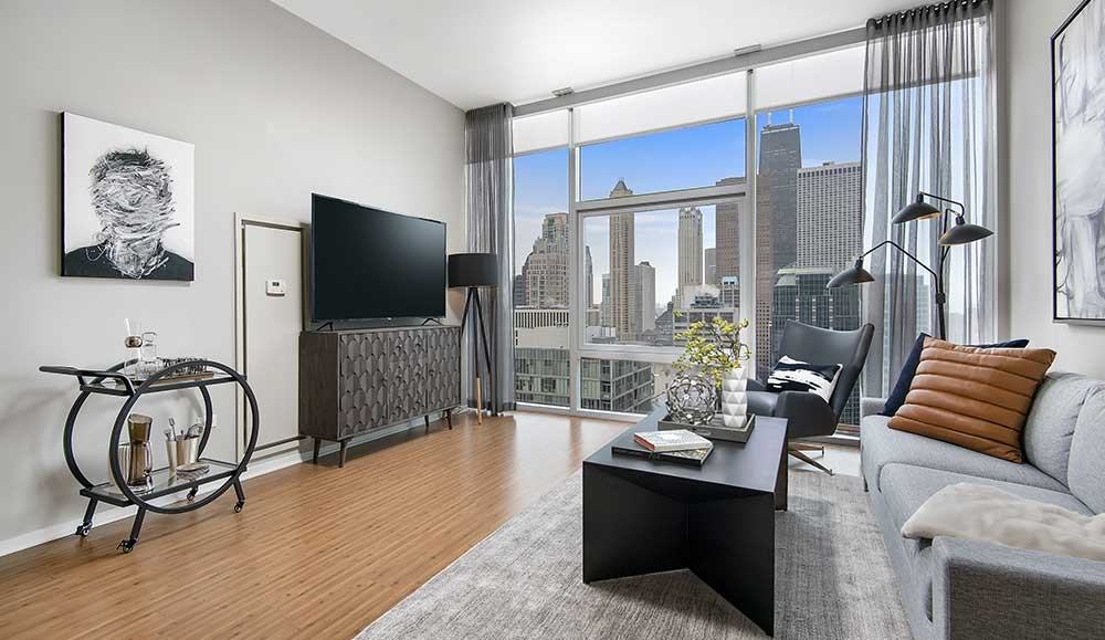 E Illinois St #2 - Photo 4 of 21