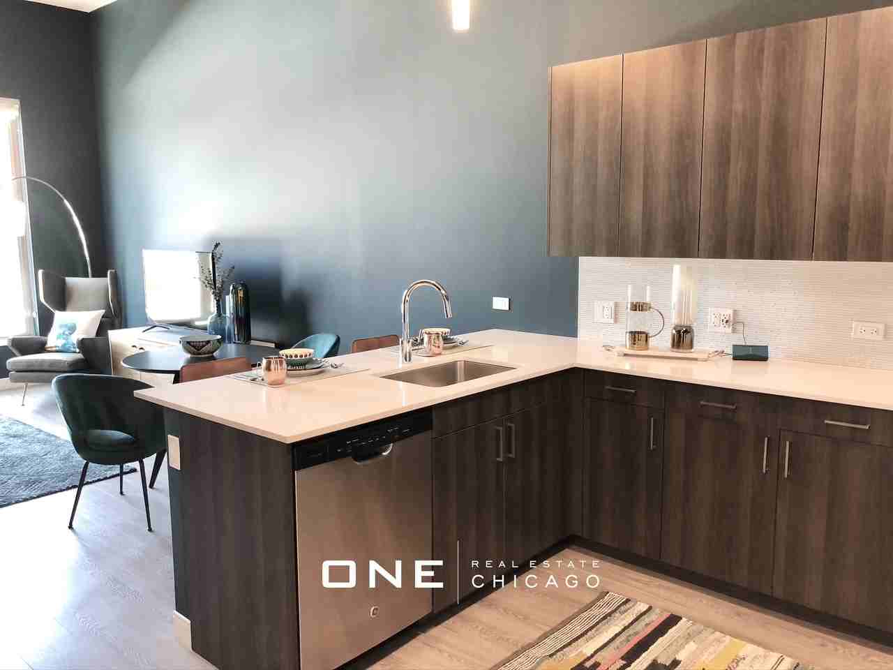 N Morgan St #3 - Photo 4 of 38