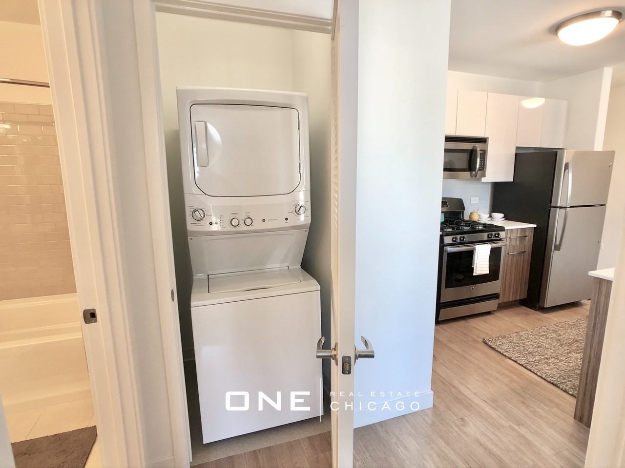 W Wolf Point Plaza & Orleans #3 - Photo 7 of 19