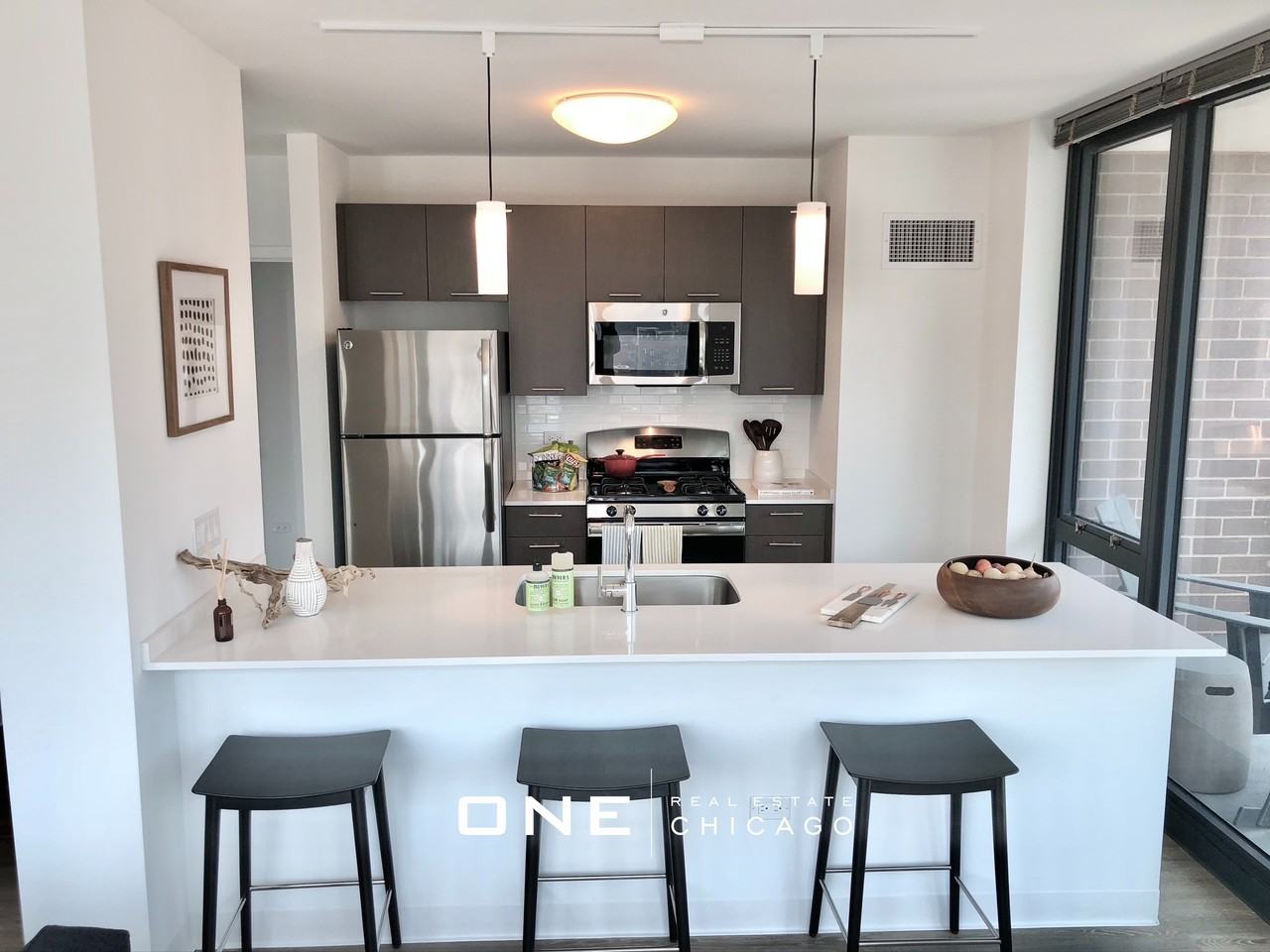 N Wells St #4 - Photo 2 of 23