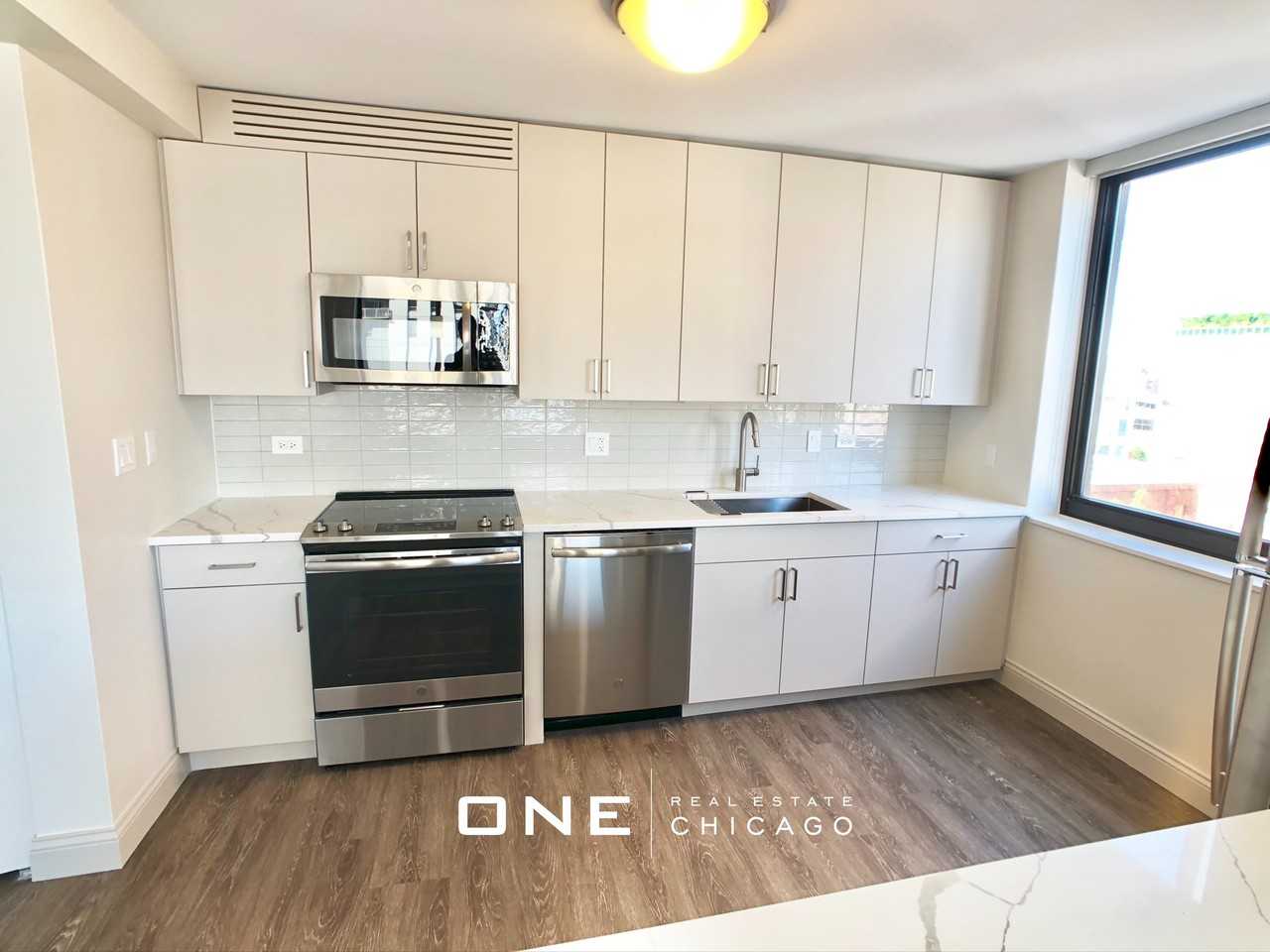 W Illinois St #3 - Photo 4 of 24