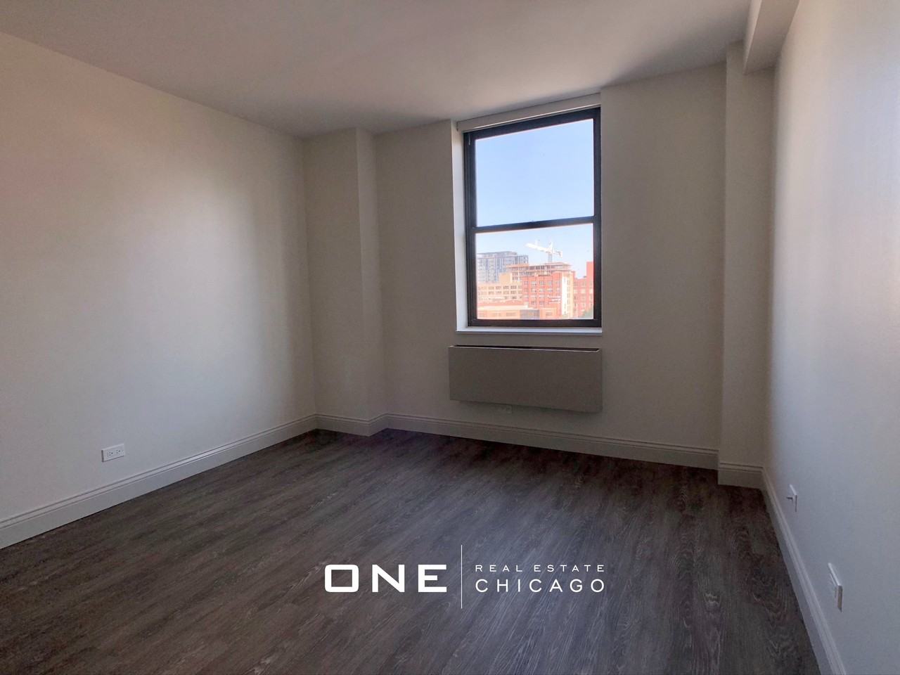 W Illinois St #3 - Photo 7 of 24