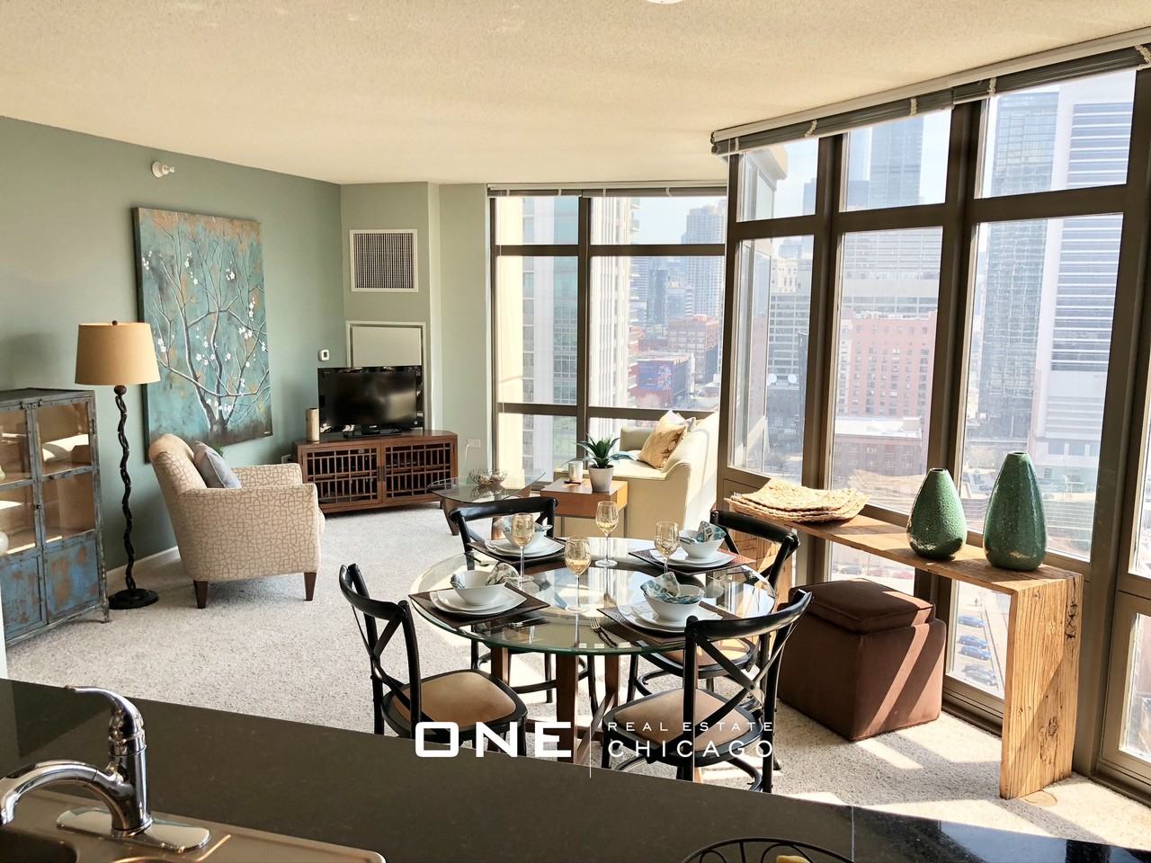 N Desplaines St #3 - Photo 3 of 20