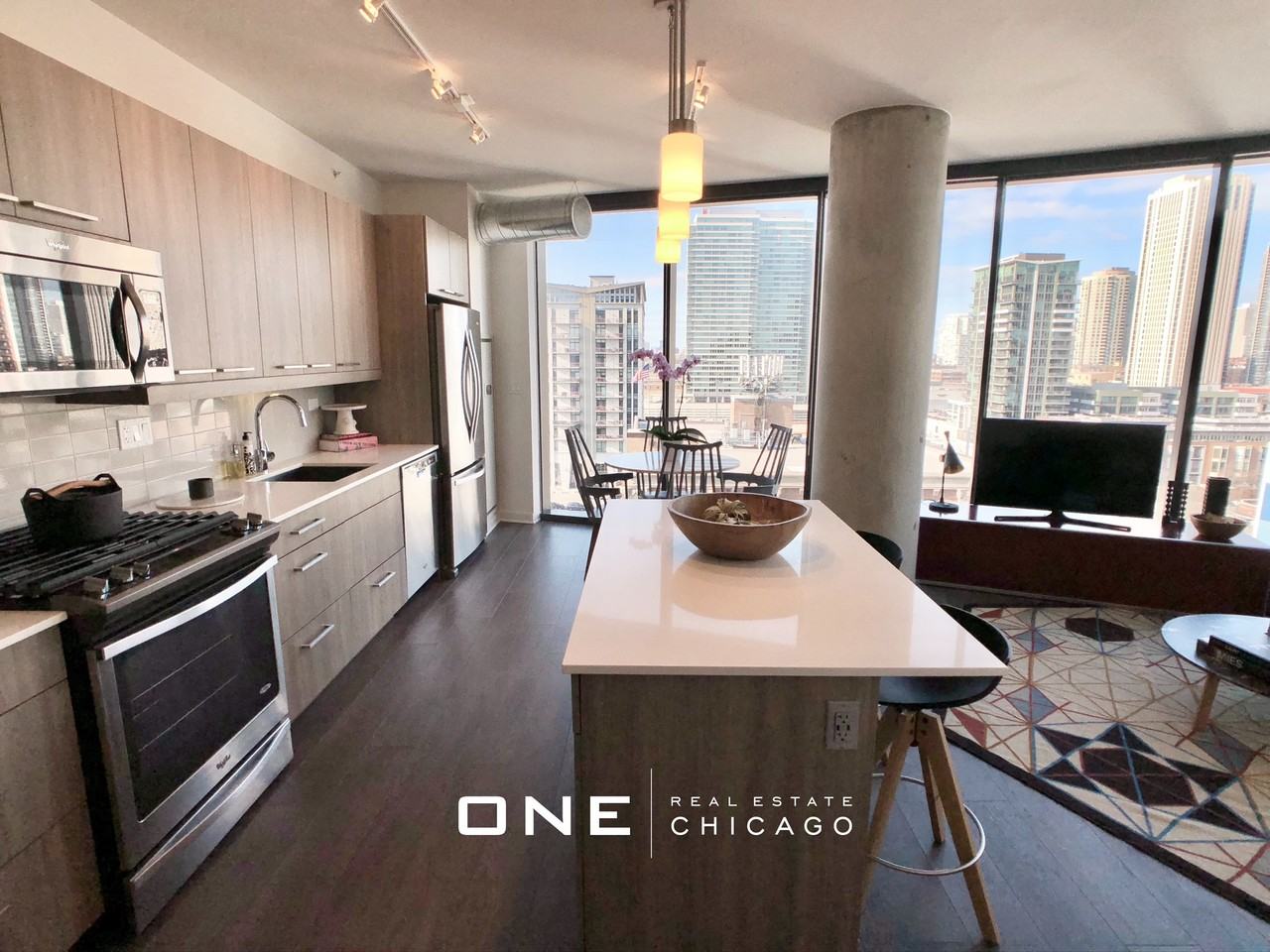 W Couch Pl #4 - Photo 2 of 24