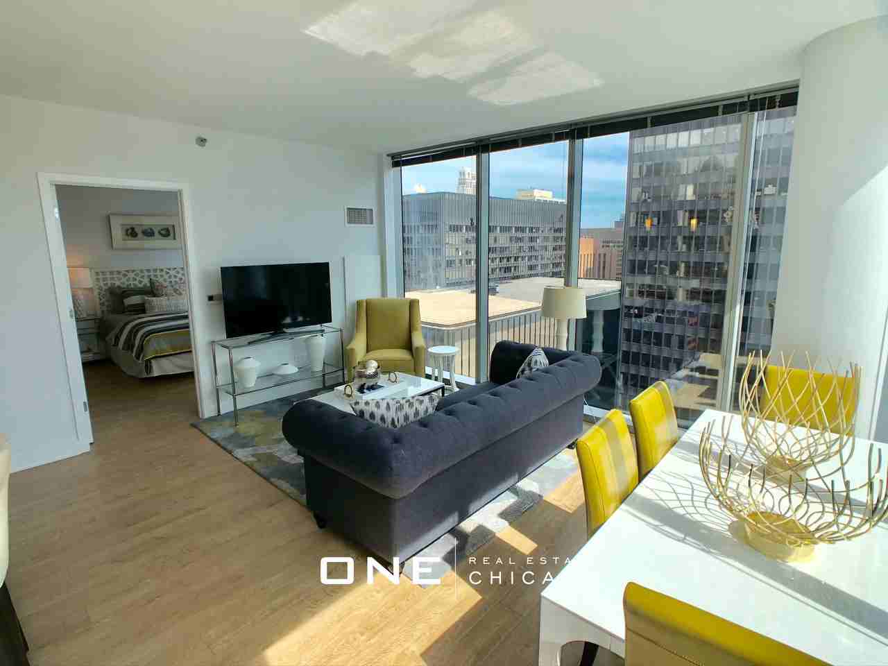 N Michigan Ave #5 - Photo 7 of 26