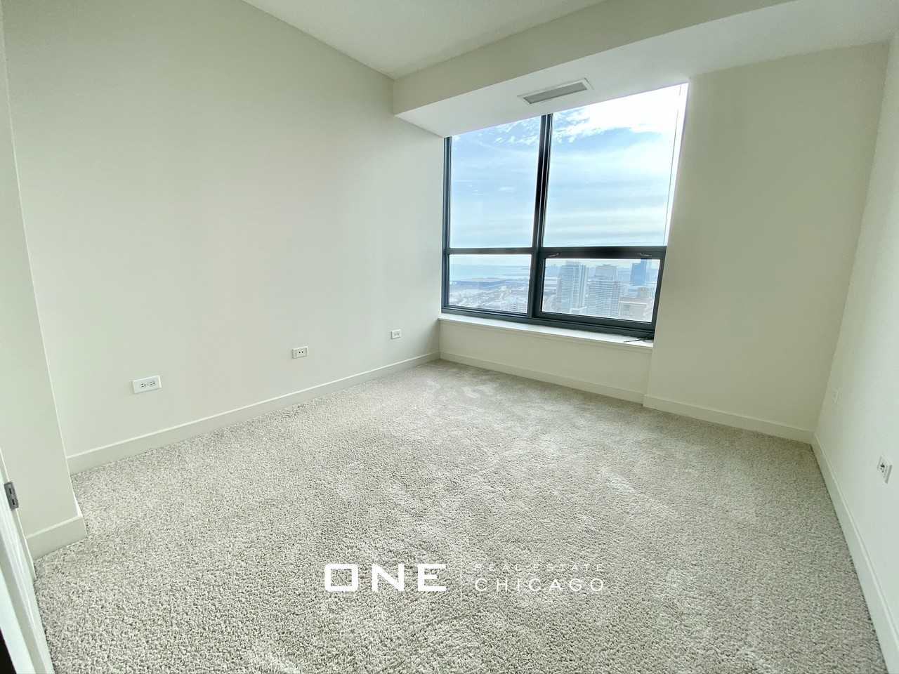 S Michigan Ave #3 - Photo 7 of 16