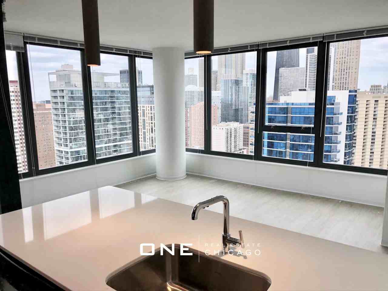 W Superior St #6 - Photo 3 of 23