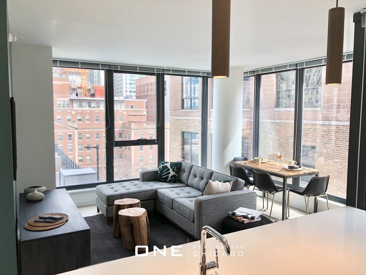 W Superior St #5 - Photo 4 of 27