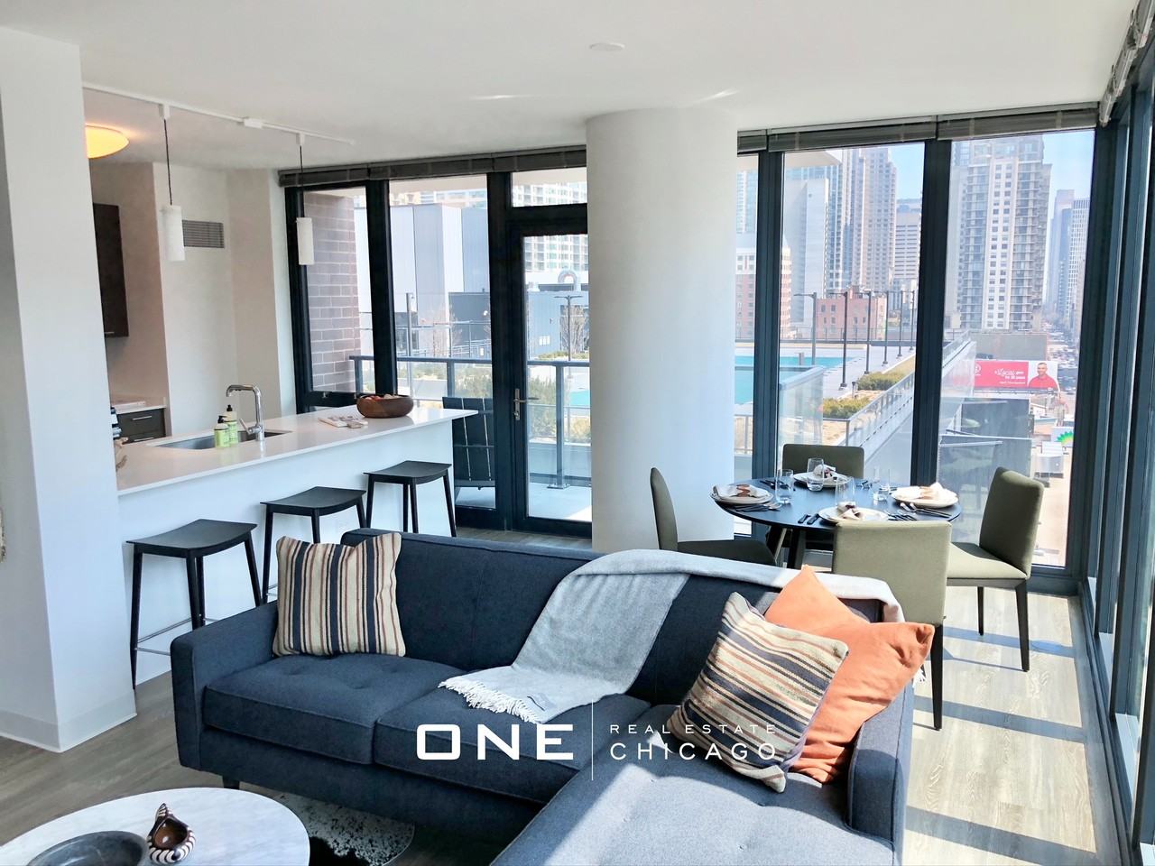 N Wells St #6 - Photo 4 of 23