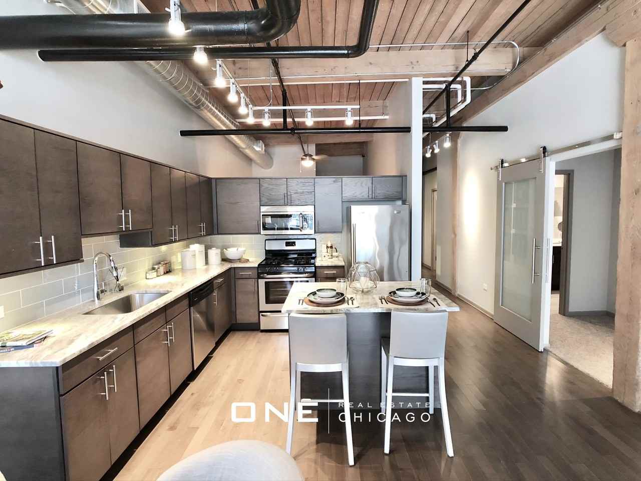 415 East Illinois Street #5 - Photo 2 of 32