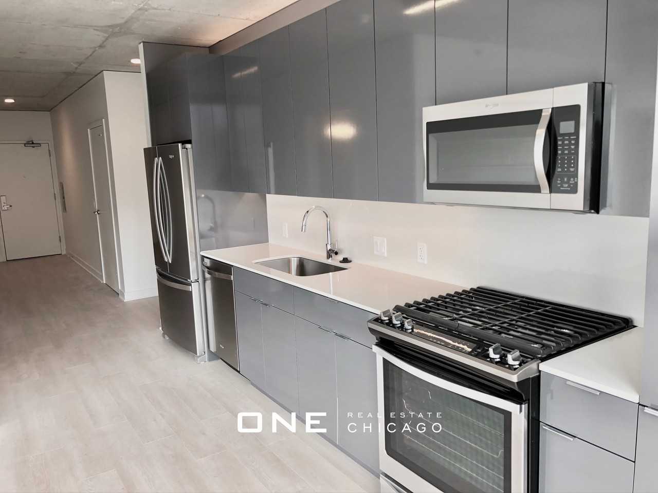 W Illinois St #5 - Photo 5 of 17