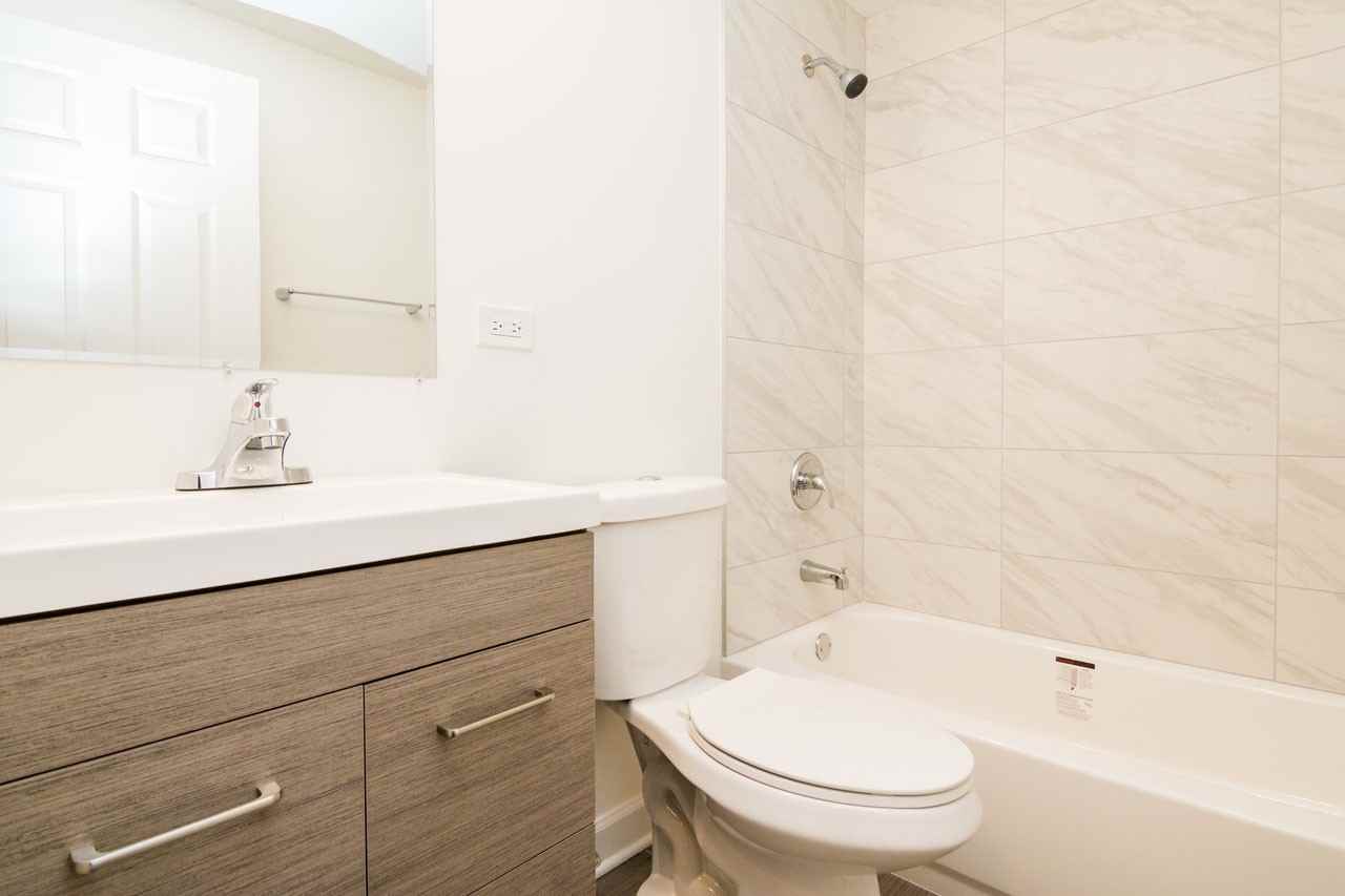 6000 N Winthrop Ave #6002-202 - Photo 2 of 14