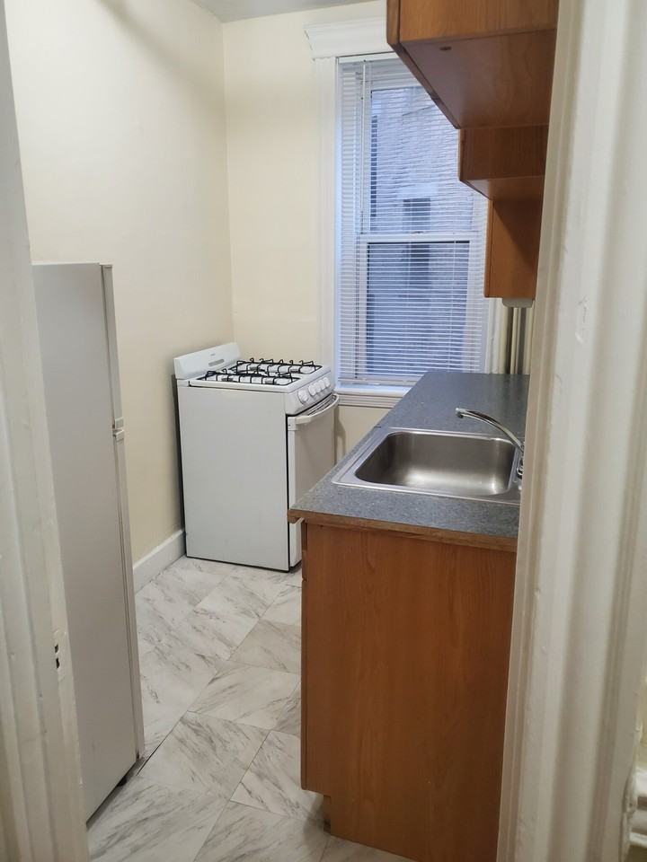 363 Riverway #8 - Photo 2 of 6