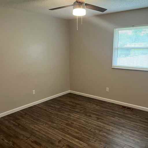 2060 Foggy Bottom Dr - Photo 2 of 9