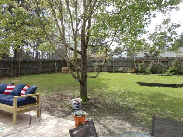 407 Lemoyne Ave - Photo 4 of 29